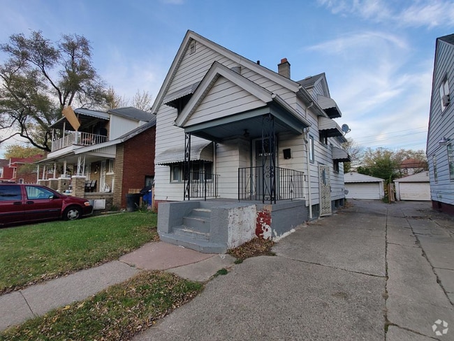 Building Photo - 9194 Mendota St Rental