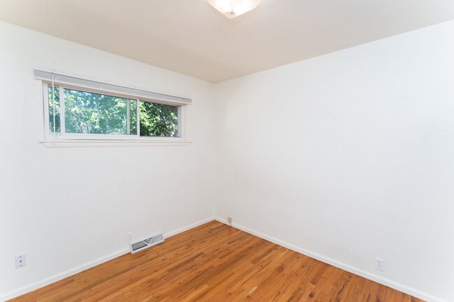 Photo - 1238 Janes Ln