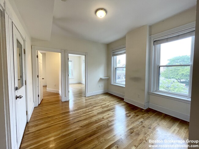 Photo - 92 L St Apartment Unit 2