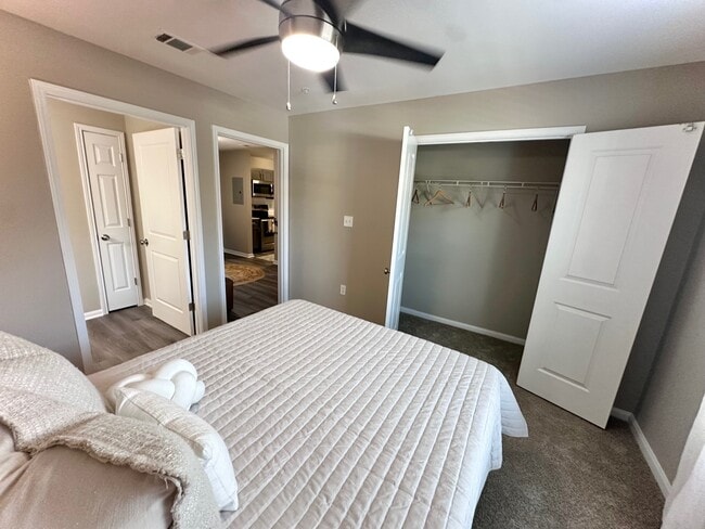 Photo - Riverwood Apartment Homes