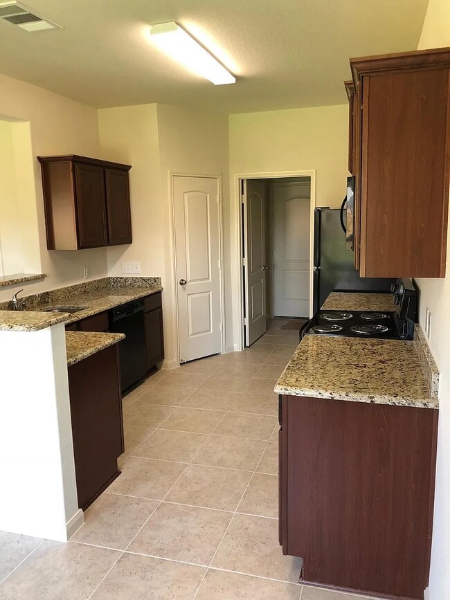 Photo - 1613 White Mountain Wy