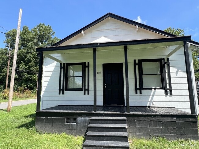 Building Photo - 101 E Hartford Ave Rental