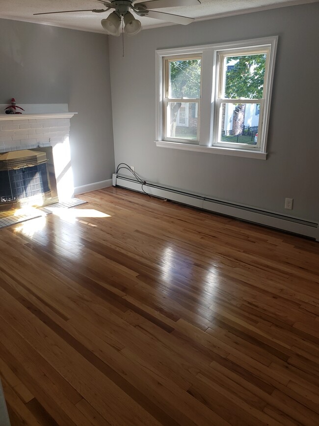 Photo - 31 Lavallee Ter