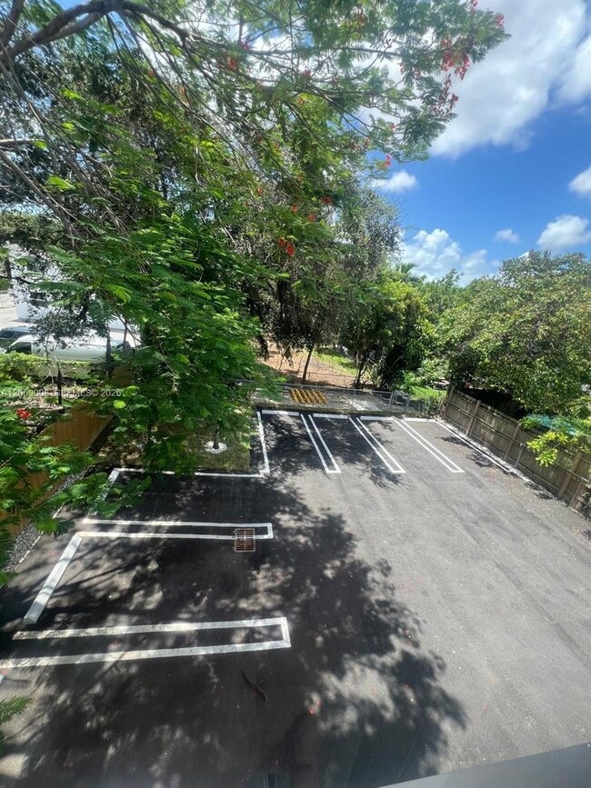Photo - 1860 NW 19th St Unidad 101