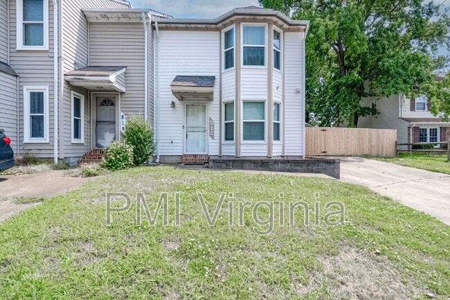 Building Photo - 812 Tuition Ct