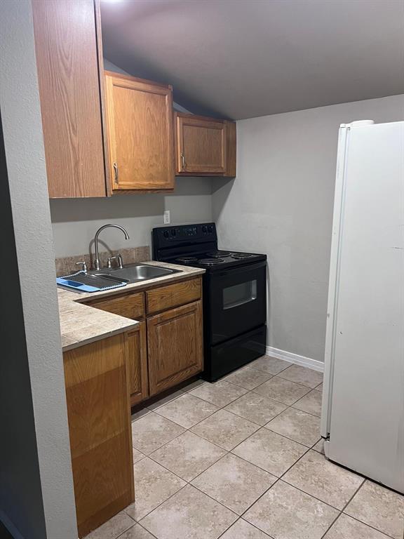 Photo - 105 W Clark St Unit 9
