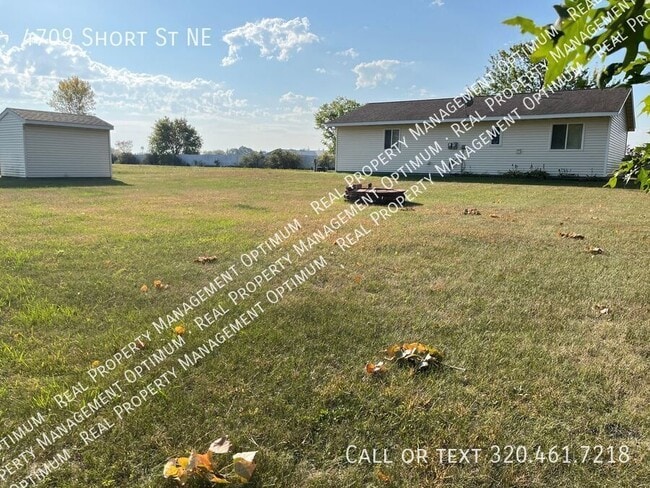 Photo - 4709 Short St NE