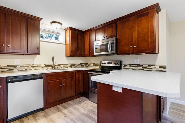 Photo - 4430 NE 78th Ave Unit B