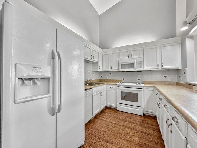 Photo - Beautiful 2 Beds 1.5 Bath Villa