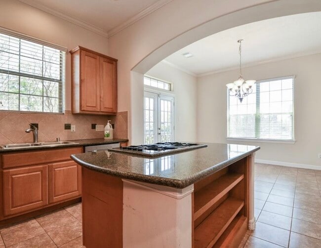 Photo - 8002 Stoneyway Dr