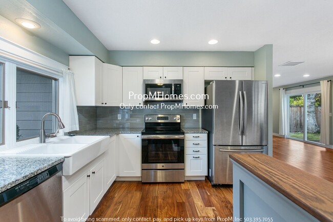 Photo - Stunning Three Bedroom Home in the Heart o...