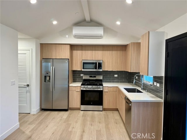 Photo - 5974 Jamieson Ave