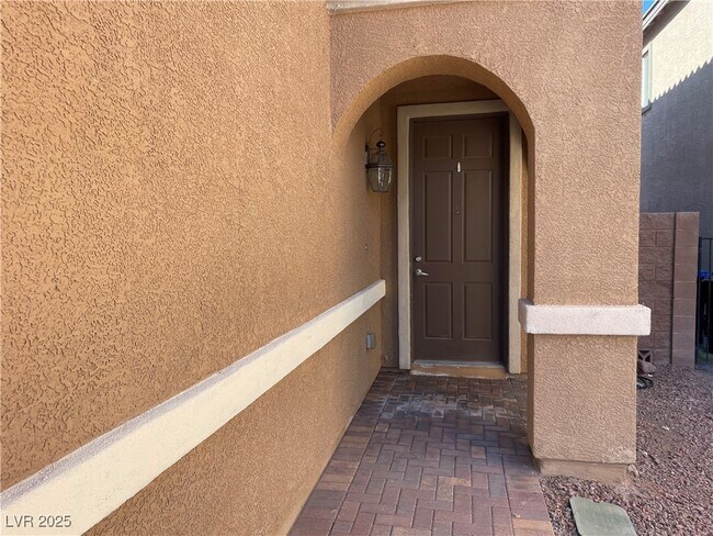 Photo - 783 Crest Valley Pl