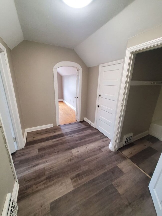 Photo - 2524 N Hubbard St Unit 2524A Upper