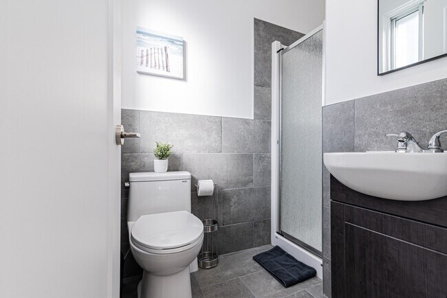 Photo - 1439 Rue Saint-André Unit SI ID1261779P