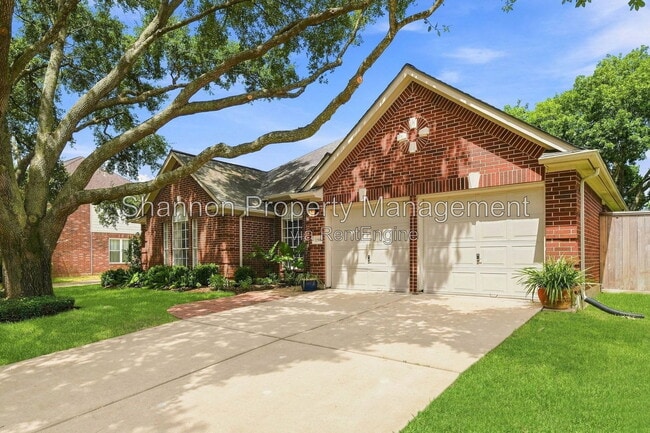 Photo - 22918 Red River Dr