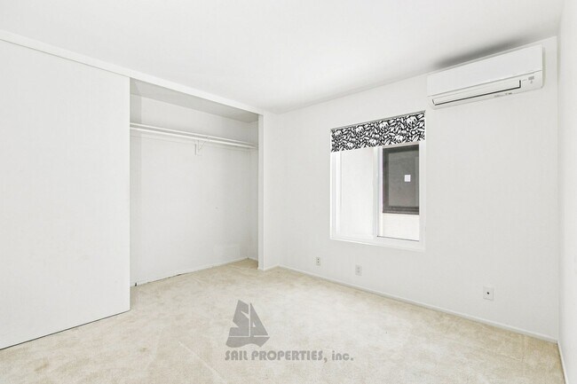 1508 Lakeside Ln Unit 1508 Lakeside (Front)