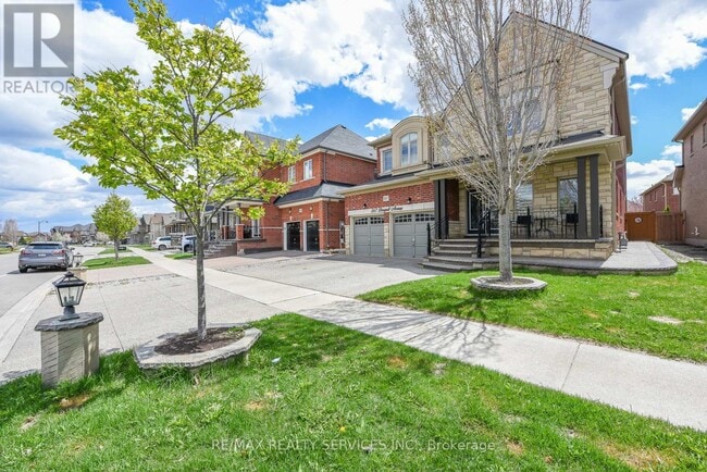 Photo - 567 Dougall Ave