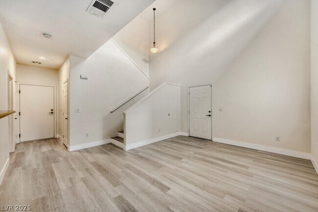 Photo - 10443 Alpine Edge Ave