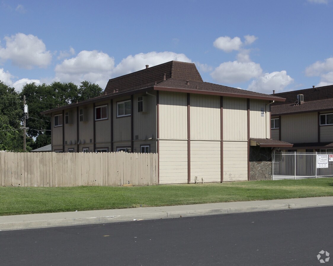Photo - Harbor Village Townhomes
