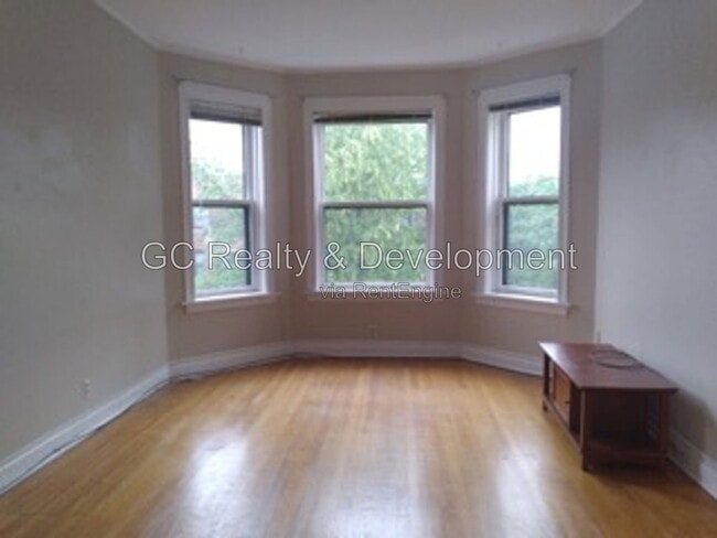 Photo - 1306 W Cornelia Ave Unit 3