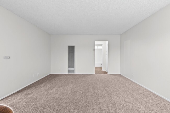 Photo - 8331 Lampson Avenue