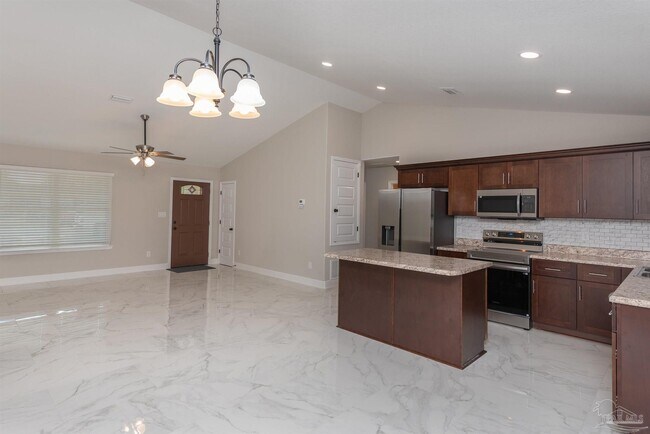 Photo - 8570 Stockdale Ave