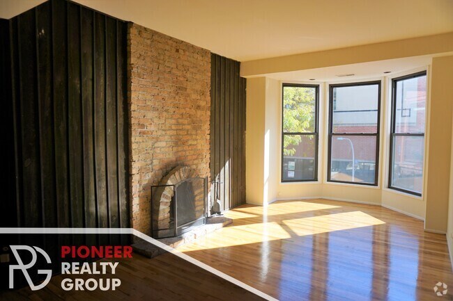 Building Photo - 604 W Surf St Unit 2900-604-3 Rental