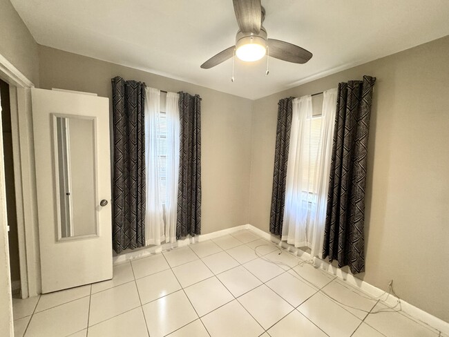 Photo - 839 NW 16th Terrace