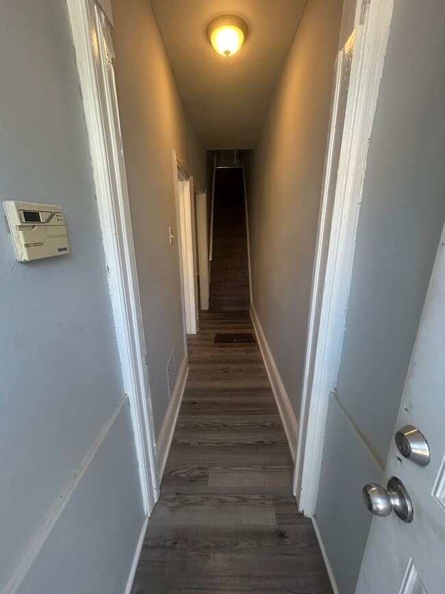 Photo - 5647 Heiskell St