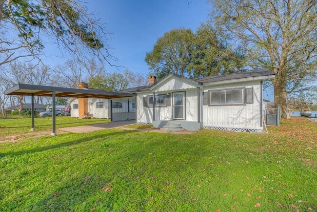 Photo - 1606 E Taylor Lake Cir