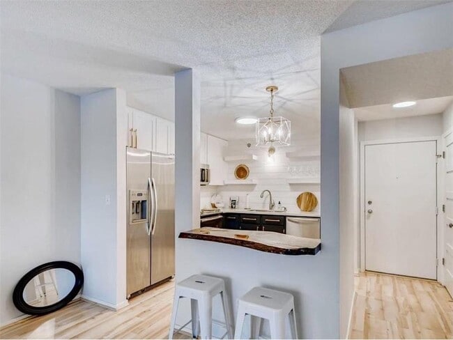 Building Photo - 121 Washington Ave S Unit 603