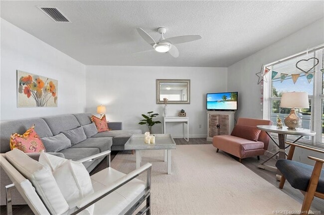 Photo - 2929 SE Ocean Blvd Unidad F10
