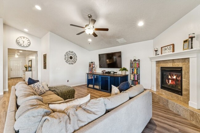 Photo - 4233 N Price Ave