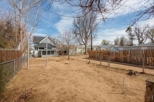 Photo - 2019 7th Ave