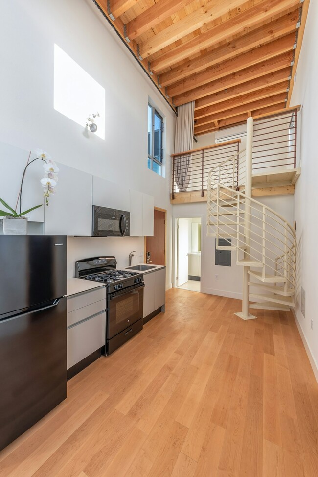 Building Photo - 3586 Adams Ave Unit 09 Rental