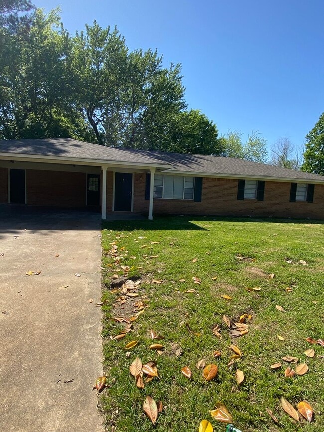 Photo - 451 S Thomas St