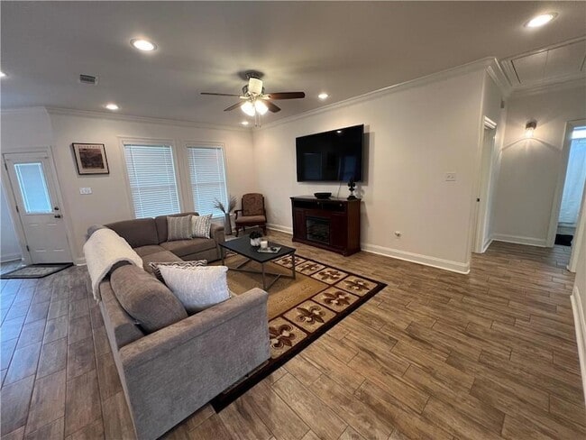 Photo - 2708 Volpe Dr