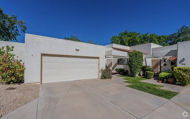 Building Photo - 13829 N 43rd St Rental