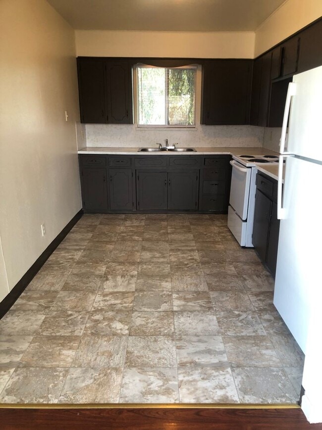 Photo - 1575 Olive Ave Unit 1575-23