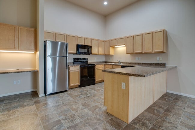 Shadow Ridge Apartments