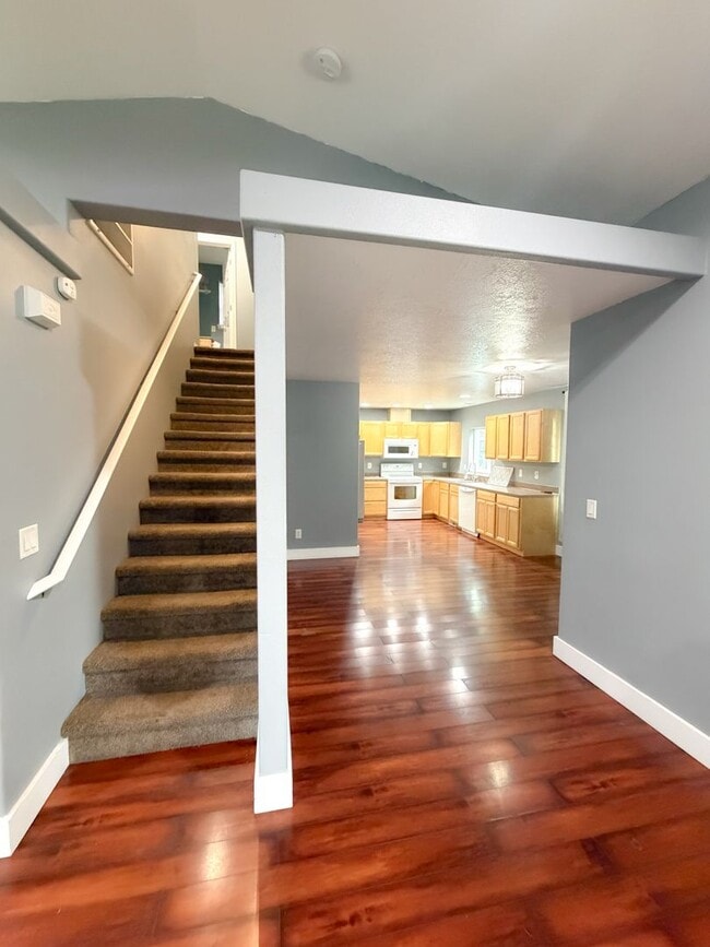 Photo - Beautiful 3 Bedroom Home in North East Salem