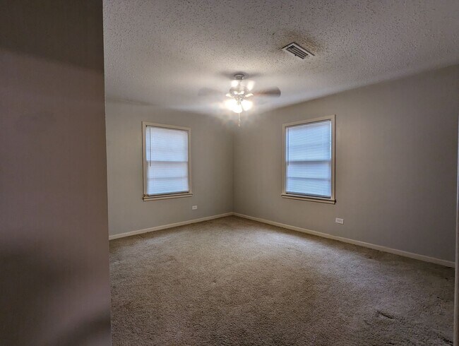 Photo - 3 Bed 1 Bath, Arkansas Side