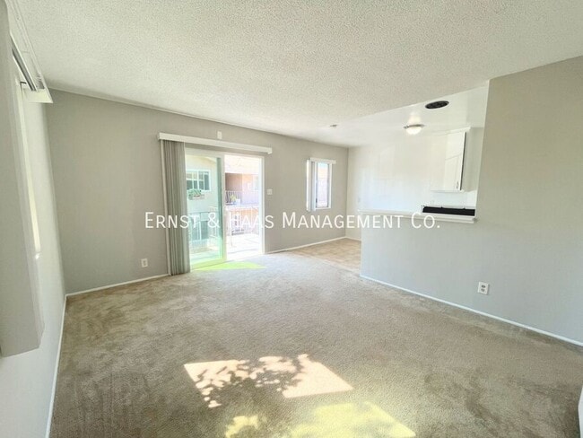 Photo - 2909 E 6th St Unidad #D