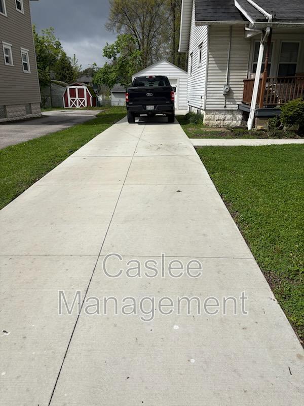 Photo - 2874 Bailey Rd