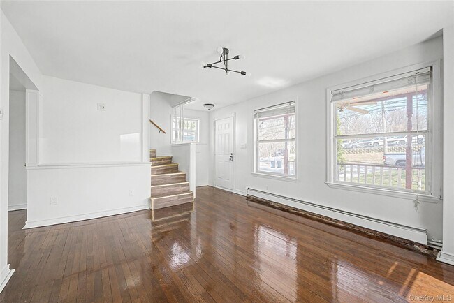 Photo - 241 N Main St