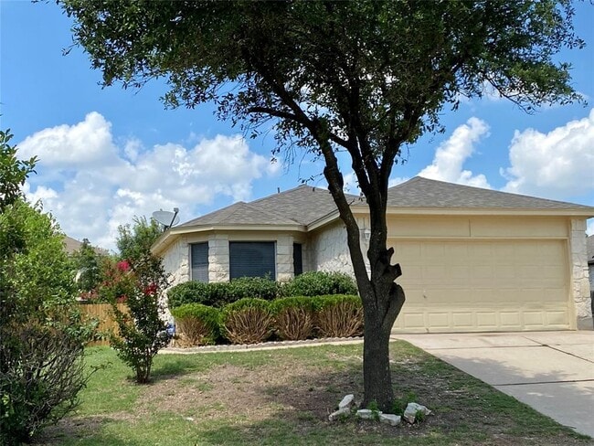 Photo - 1608 Mentone Dr