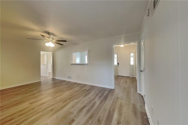 Photo - 3499 Ulster Ln NE