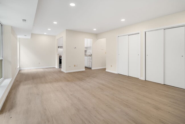 Photo - 151 Chestnut St