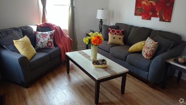 Building Photo - 2317 S Downing St Rental